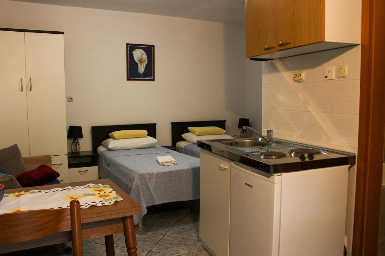 וודיצה Apartments M&R Spadina מראה חיצוני תמונה